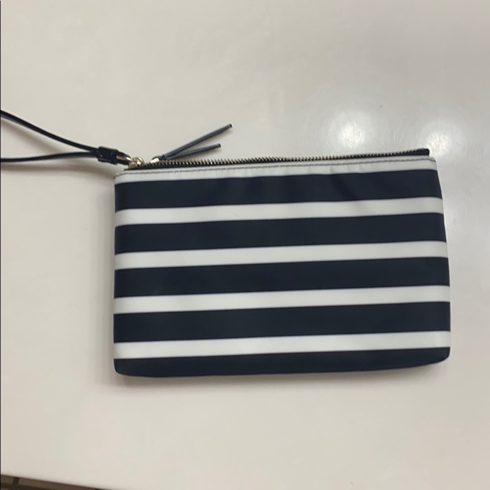 Kate Spade pouch - Picture 2 of 5